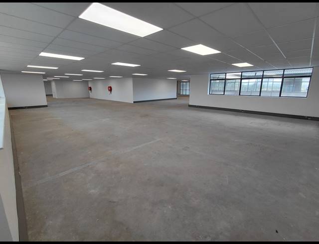 1,765M² OFFICE TO LET IN RANDJESPARK
